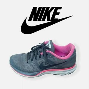 Nike Pegasus 30 Air Zoom Running Leopard Sneakers